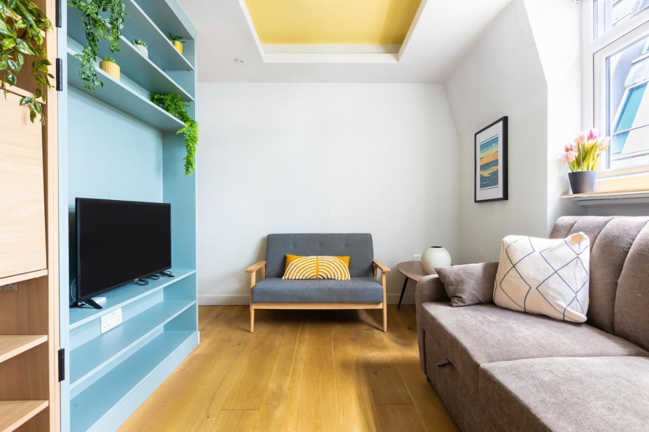 Appartamento Cozy Apt In Central Londra Esterno foto