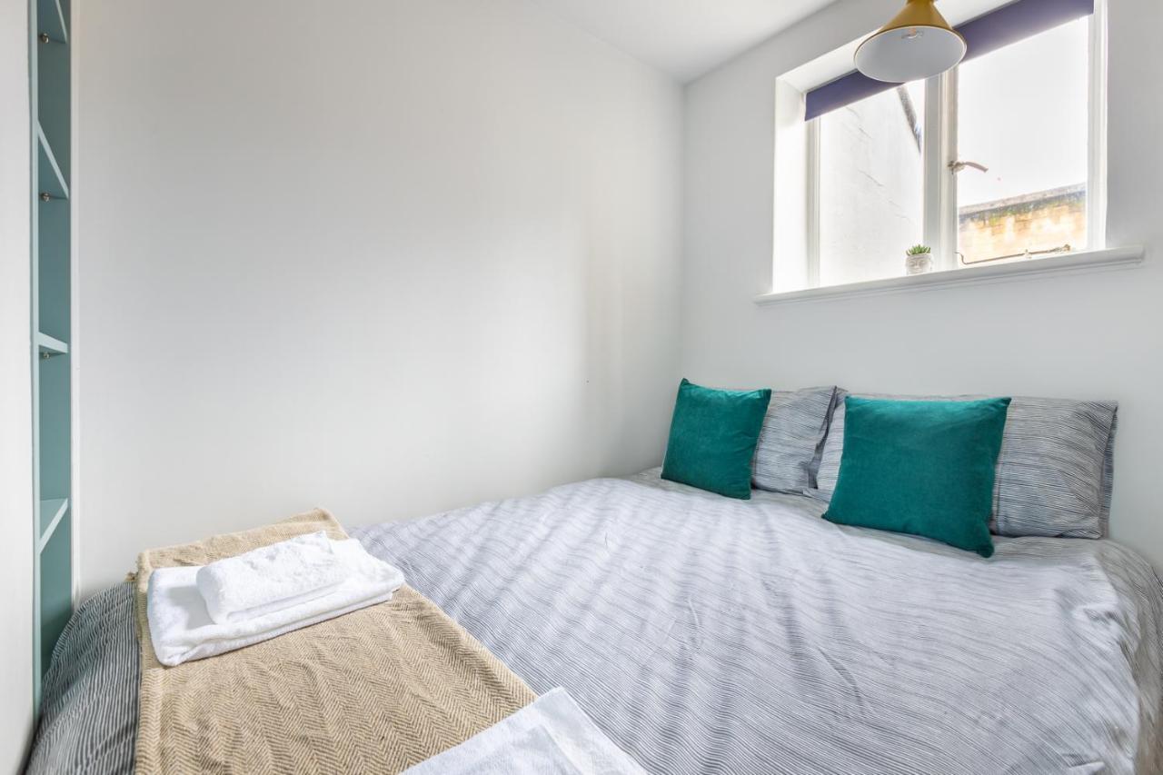 Appartamento Cozy Apt In Central Londra Esterno foto